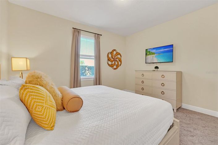 Image No.48-8 Bed Property for sale