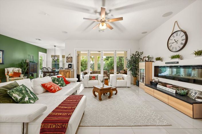 Image No.7-Propriété de 6 chambres à vendre à Orlando