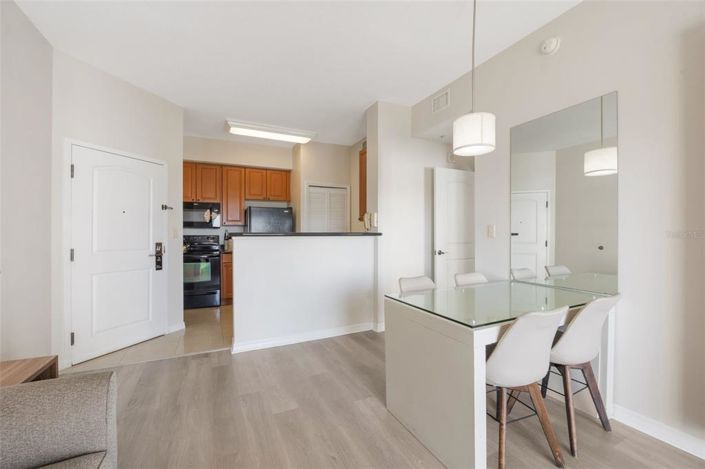 Image No.8-Propriété de 2 chambres à vendre à Orlando