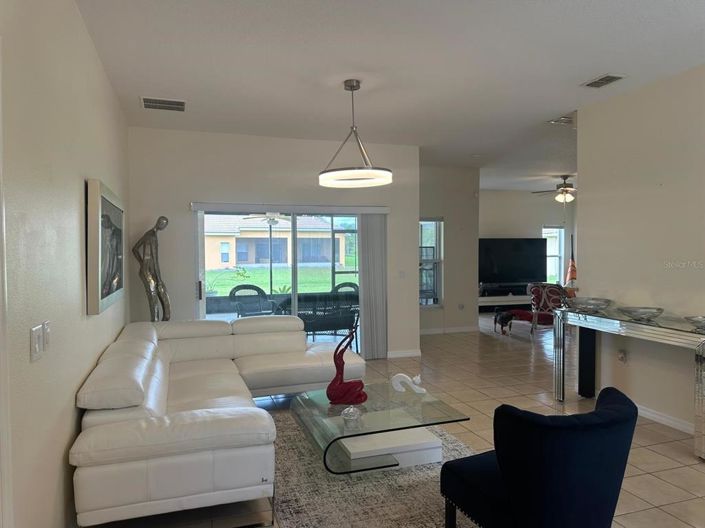 Image No.8-Propriété de 3 chambres à vendre à Kissimmee