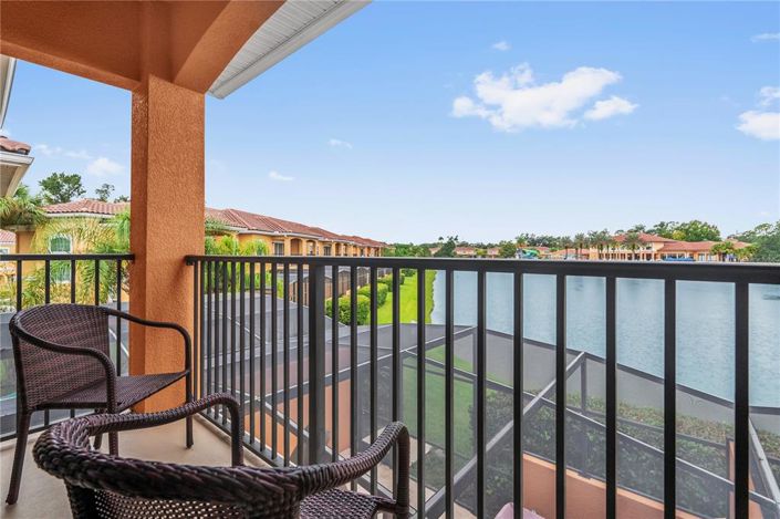 Image No.2-Maison de ville de 2 chambres à vendre à Kissimmee