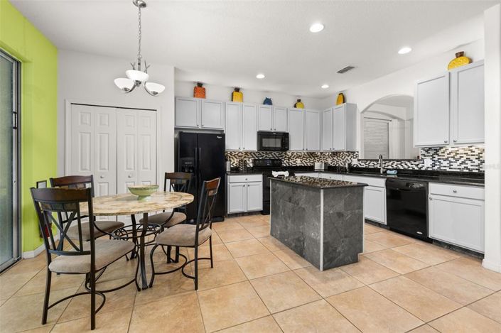 Image No.35-Propriété de 6 chambres à vendre à Davenport