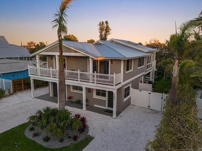 Image No.2-Propriété de 4 chambres à vendre à Holmes Beach