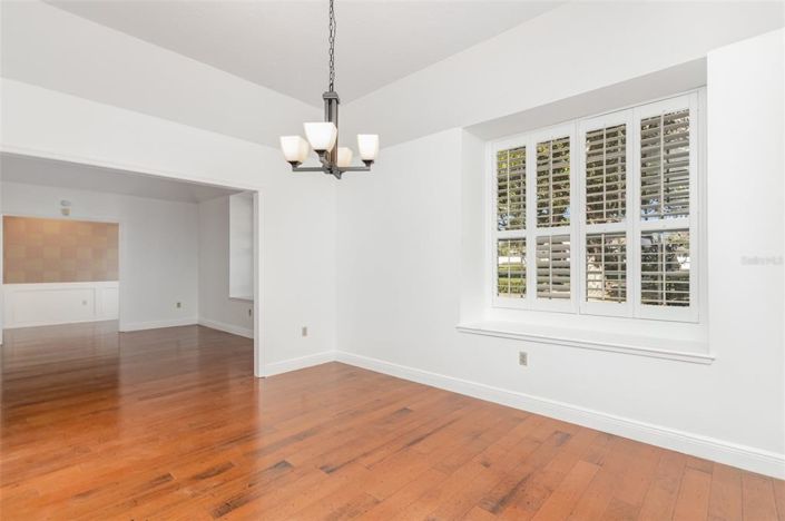 Image No.11-Propriété de 4 chambres à vendre à Orlando