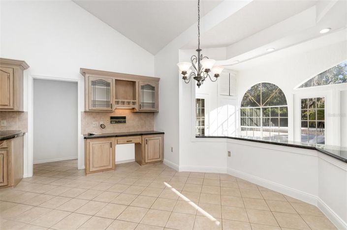 Image No.12-Propriété de 4 chambres à vendre à Orlando