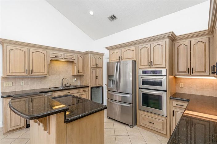 Image No.14-Propriété de 4 chambres à vendre à Orlando