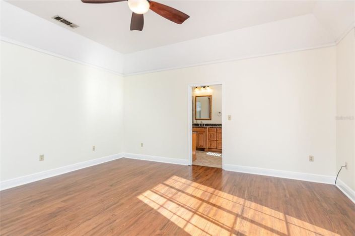 Image No.18-Propriété de 4 chambres à vendre à Orlando