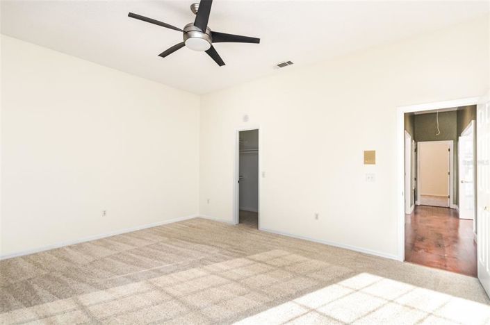 Image No.23-Propriété de 4 chambres à vendre à Orlando