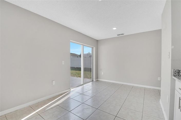 Image No.26-Propriété de 4 chambres à vendre à Davenport