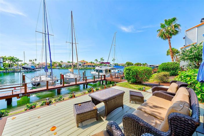 Image No.27-2 Bed Property for sale