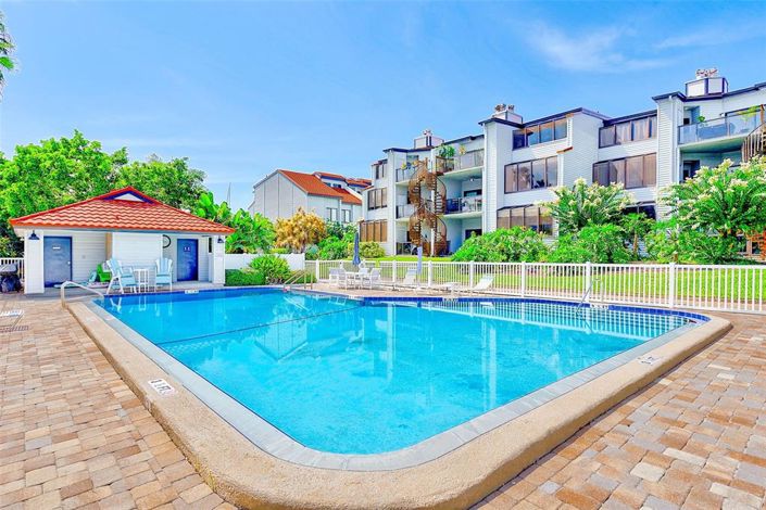 Image No.31-2 Bed Property for sale