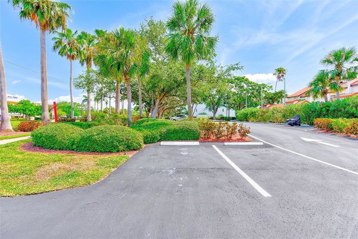 Image No.33-2 Bed Property for sale