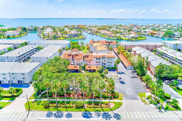 Image No.35-2 Bed Property for sale