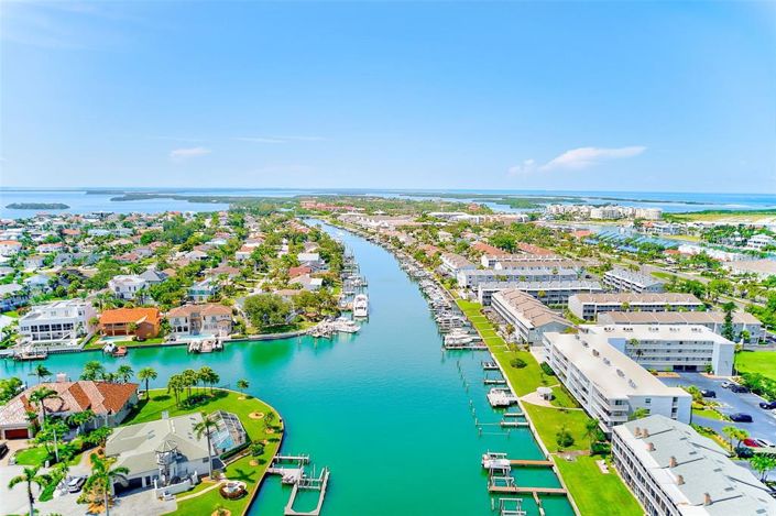 Image No.36-2 Bed Property for sale