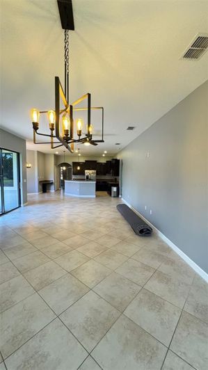 Image No.7-Propriété de 4 chambres à vendre à Davenport