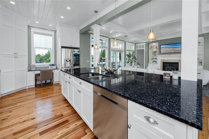 Image No.14-3 Bed Property for sale