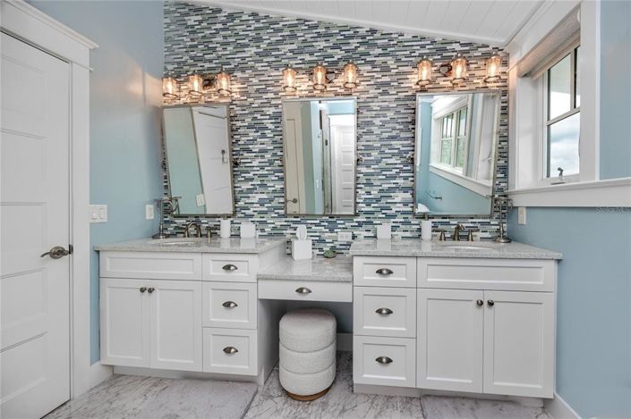 Image No.41-3 Bed Property for sale