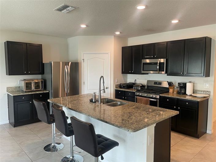 Image No.4-Propriété de 4 chambres à vendre à Kissimmee