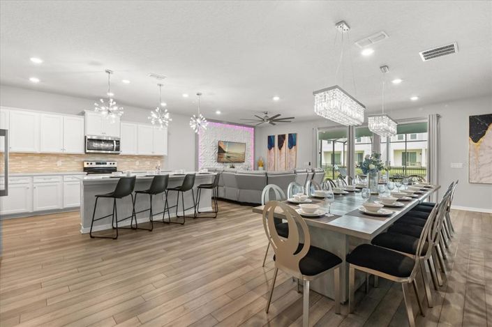 Image No.3-10 Bed Property for sale