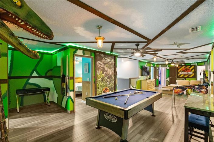 Image No.37-10 Bed Property for sale