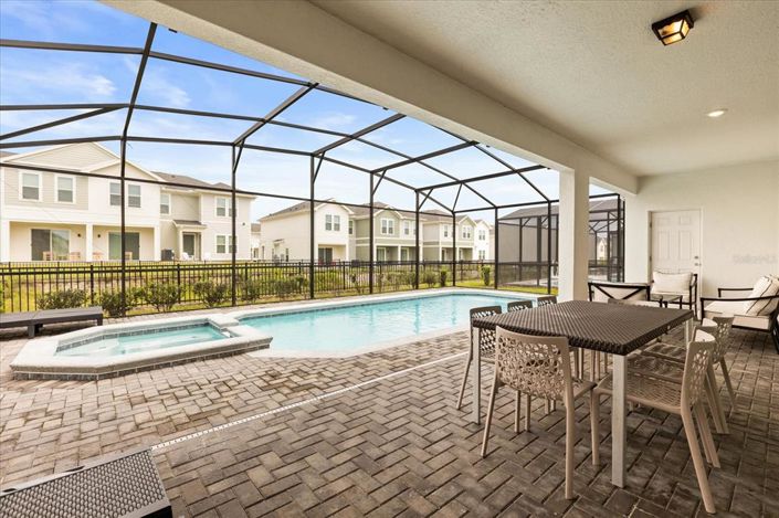 Image No.49-10 Bed Property for sale