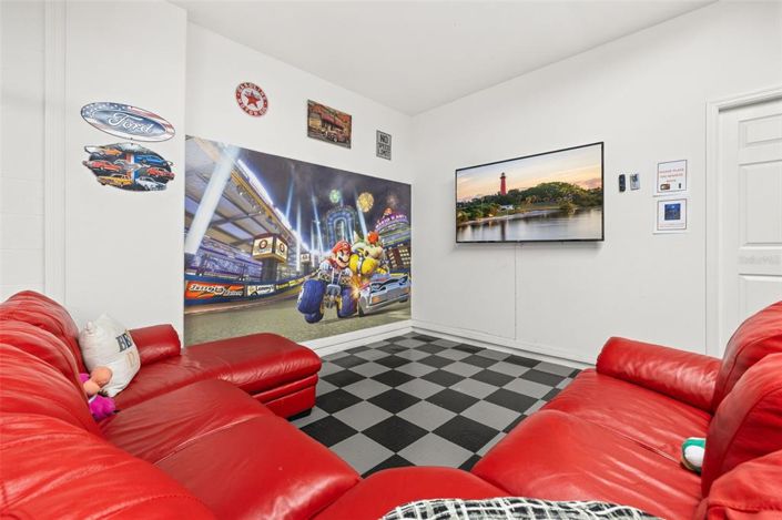 Image No.48-5 Bed Property for sale