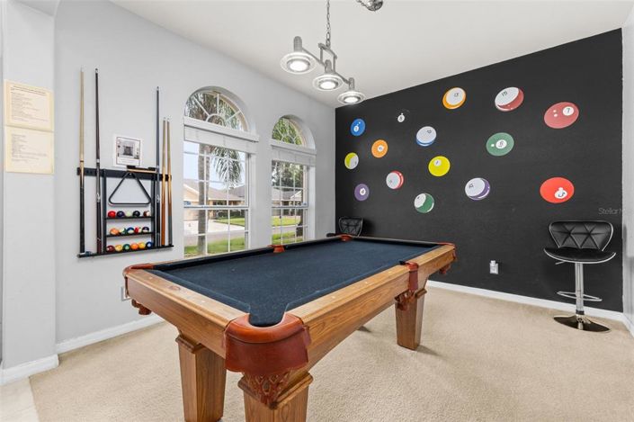 Image No.9-5 Bed Property for sale