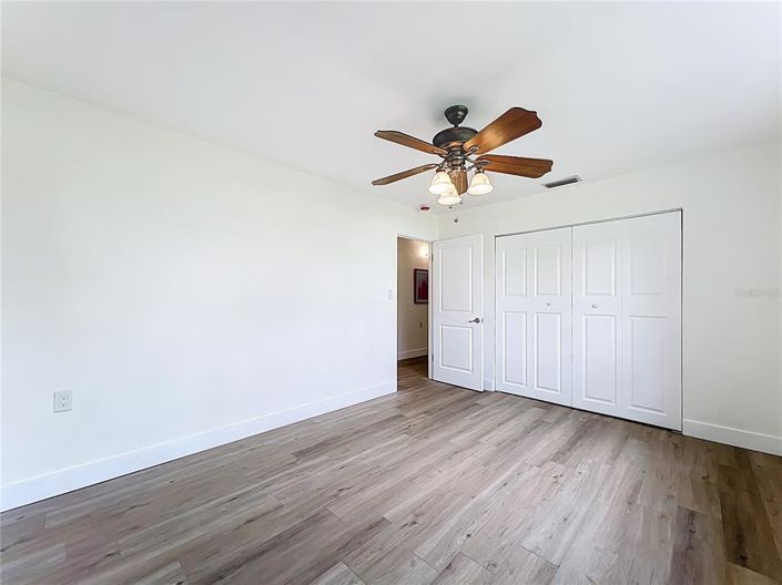 Image No.21-Propriété de 2 chambres à vendre à Treasure Island