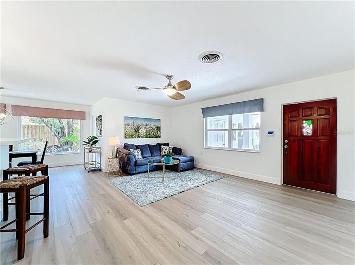 Image No.4-Propriété de 2 chambres à vendre à Treasure Island