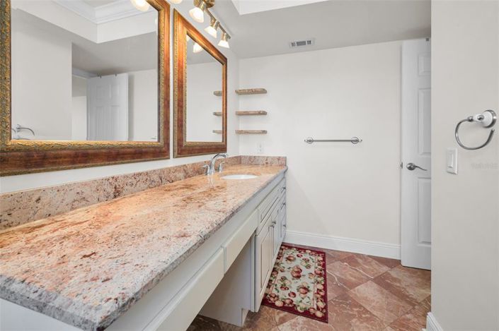 Image No.19-Propriété de 2 chambres à vendre à Floride