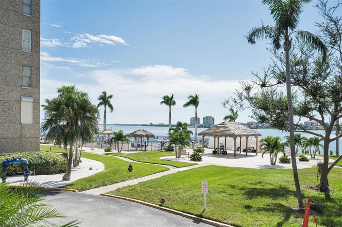 Image No.34-Propriété de 2 chambres à vendre à Floride