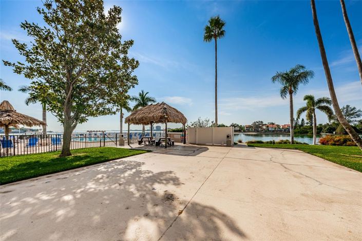 Image No.35-Propriété de 2 chambres à vendre à Floride