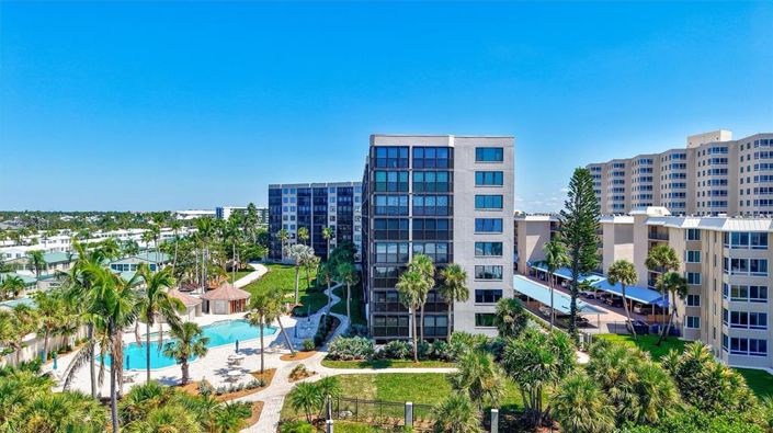 Image No.3-Propriété de 2 chambres à vendre à Sarasota