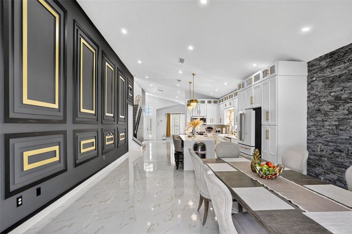 Image No.13-5 Bed Property for sale