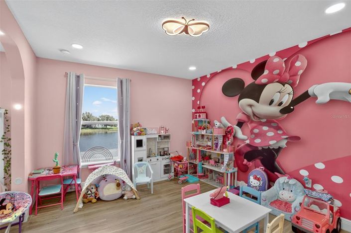 Image No.35-5 Bed Property for sale