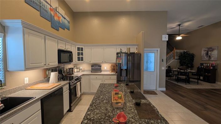 Image No.7-3 Bed Property for sale