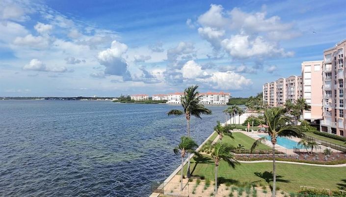 Image No.3-2 Bed Property for sale