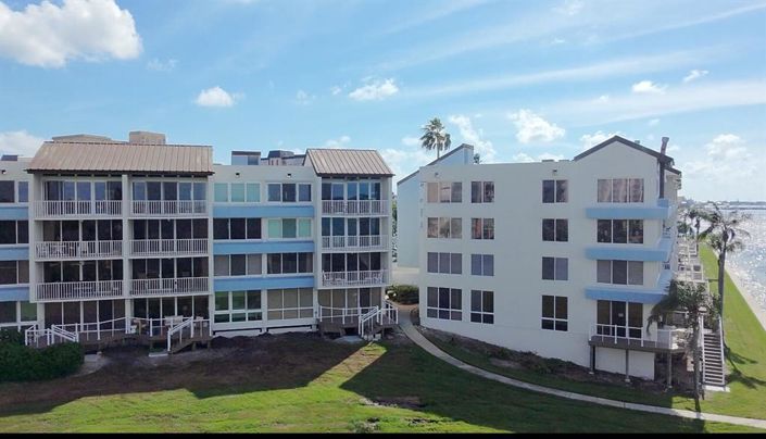 Image No.7-2 Bed Property for sale