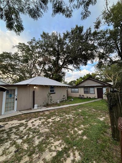 Image No.2-Propriété de 6 chambres à vendre à Haines City