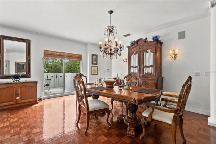 Image No.11-Propriété de 2 chambres à vendre à Sarasota