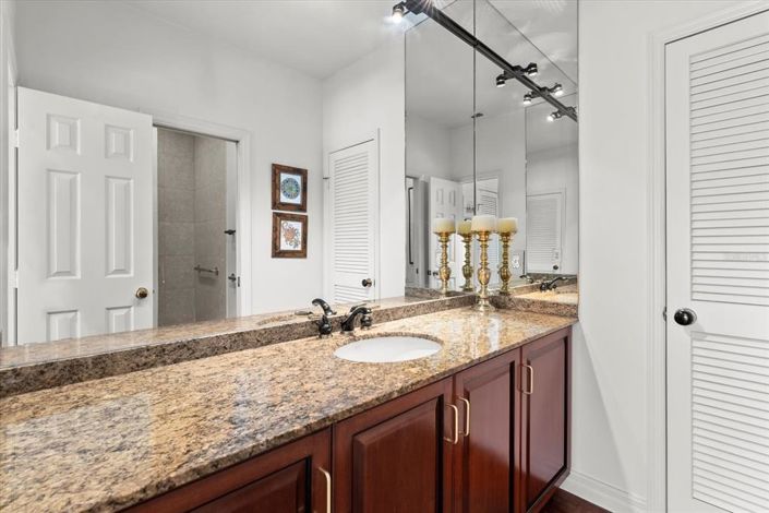 Image No.20-Propriété de 2 chambres à vendre à Sarasota