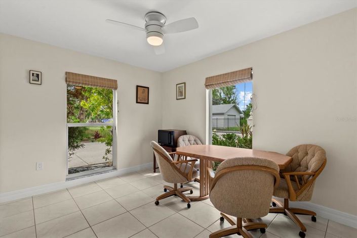 Image No.29-Propriété de 2 chambres à vendre à Sarasota