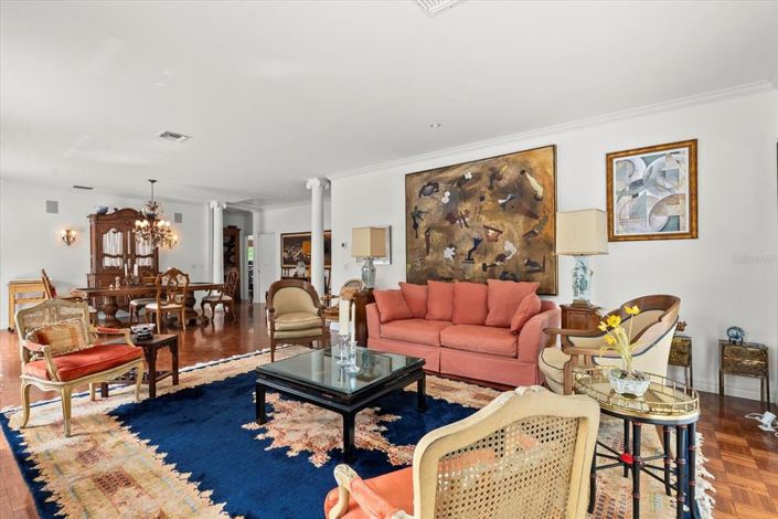 Image No.8-Propriété de 2 chambres à vendre à Sarasota