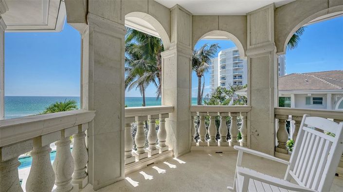 Image No.33-6 Bed Property for sale