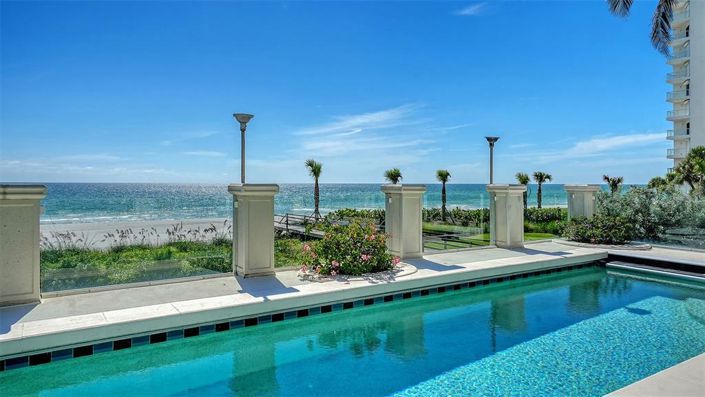 Image No.46-6 Bed Property for sale