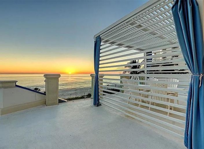 Image No.54-6 Bed Property for sale