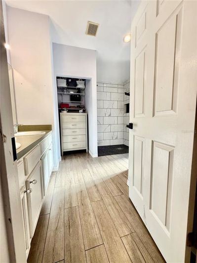 Image No.15-Propriété de 4 chambres à vendre à Davenport