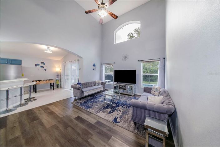 Image No.8-Propriété de 5 chambres à vendre à Kissimmee