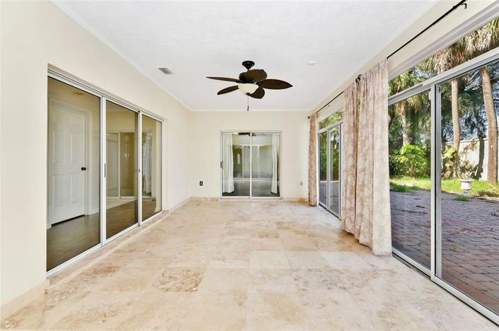 Image No.11-Propriété de 3 chambres à vendre à Orlando