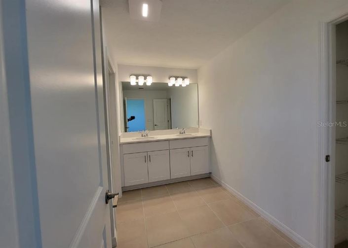 Image No.9-Propriété de 5 chambres à vendre à Kissimmee